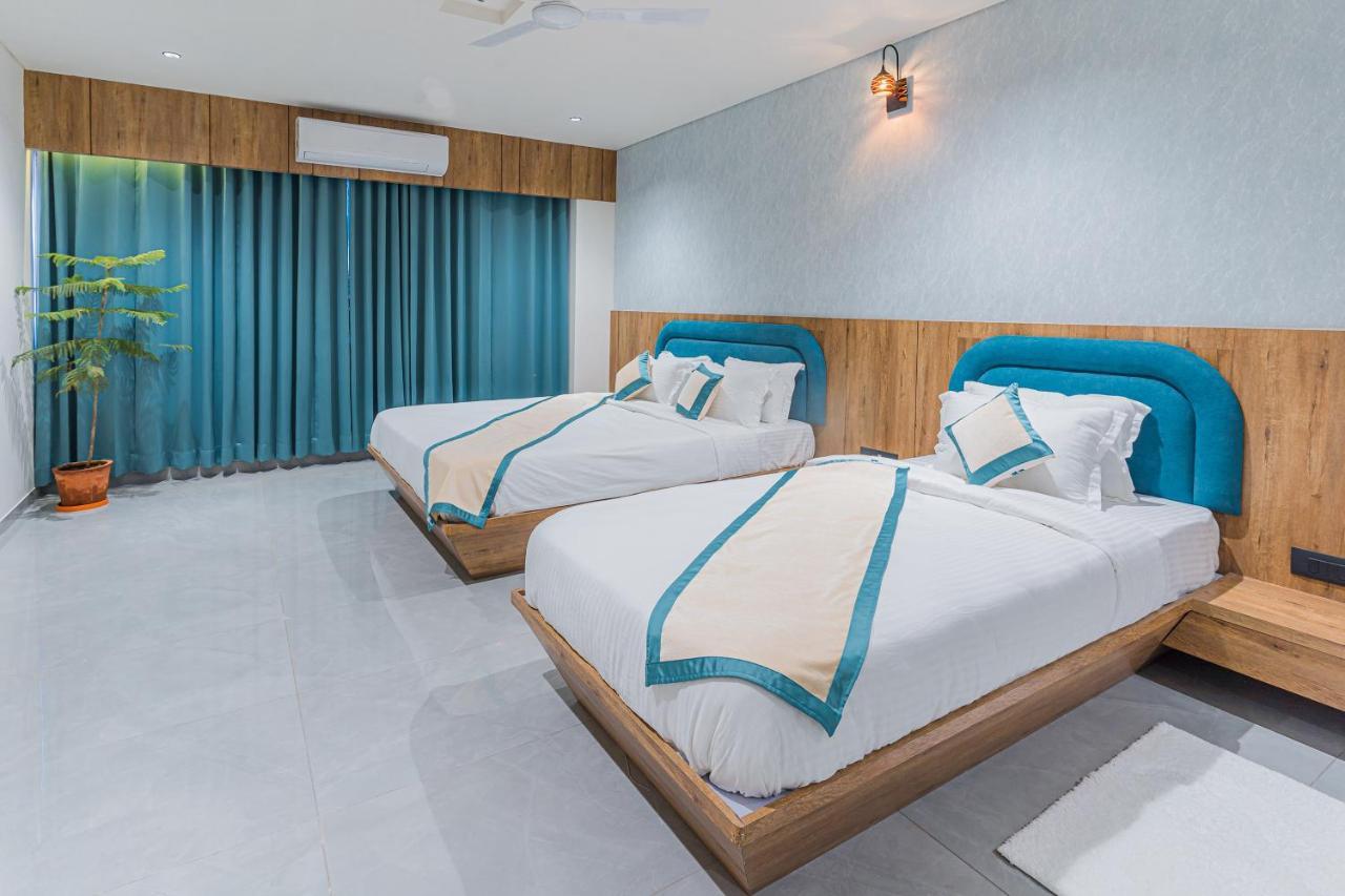 Hotel The Grand Heaven Gandhinagar Kültér fotó