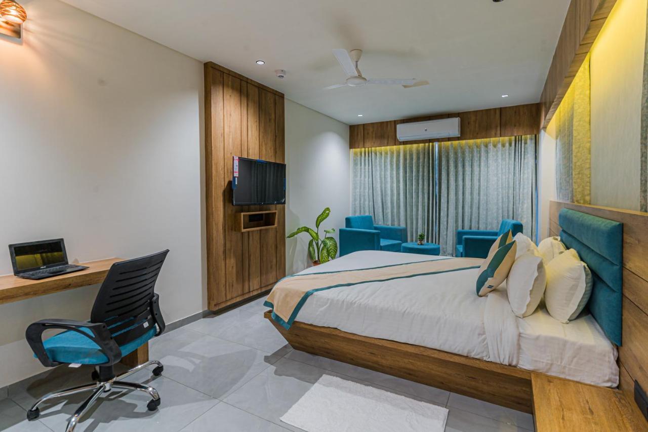 Hotel The Grand Heaven Gandhinagar Kültér fotó